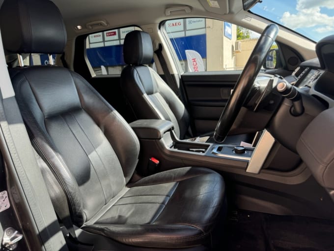 2025 Land Rover Discovery Sport
