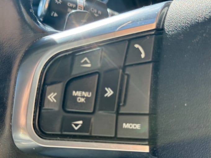 2025 Land Rover Discovery Sport