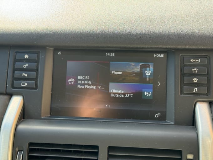 2025 Land Rover Discovery Sport
