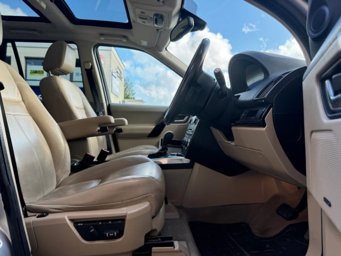 2025 Land Rover Freelander 2