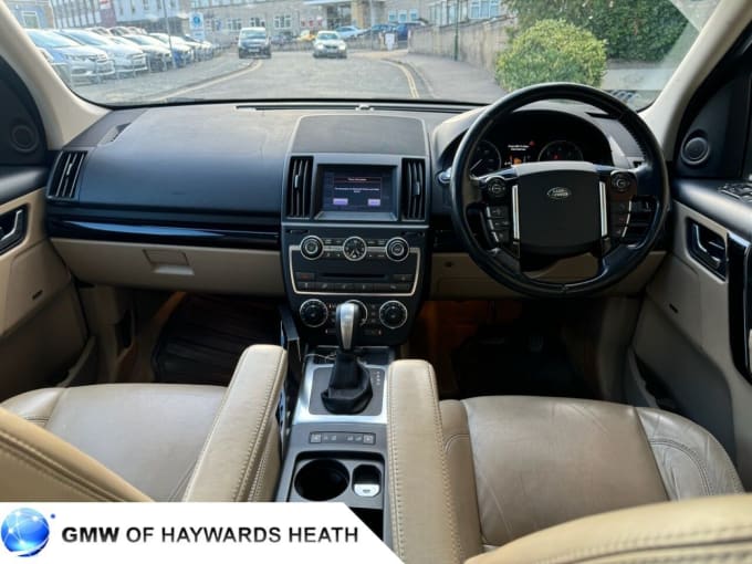 2025 Land Rover Freelander 2
