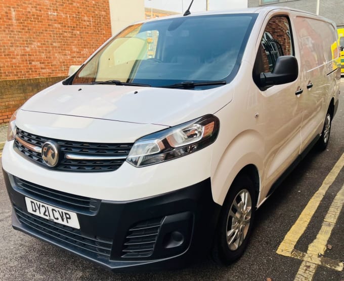 2025 Vauxhall Vivaro