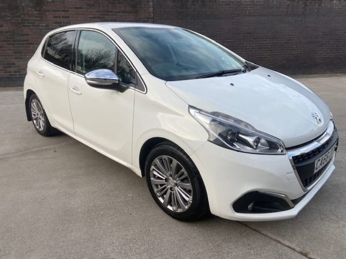 2025 Peugeot 208