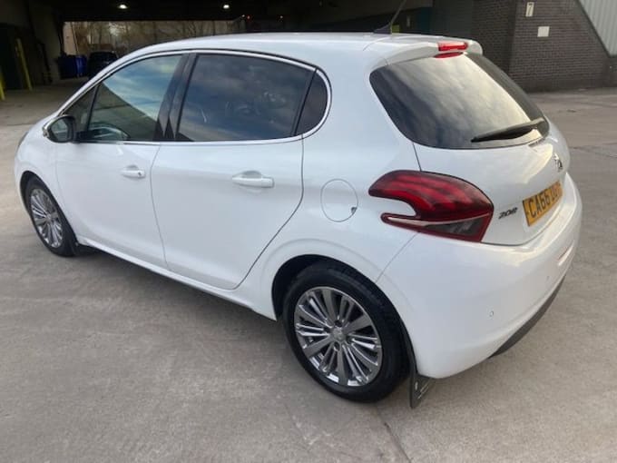 2025 Peugeot 208