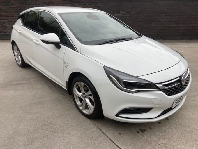 2025 Vauxhall Astra