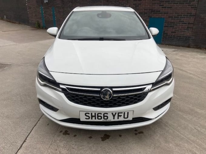 2025 Vauxhall Astra