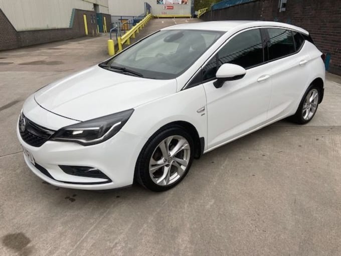 2025 Vauxhall Astra