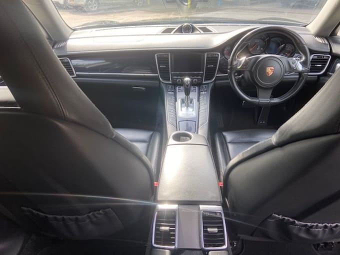 2025 Porsche Panamera
