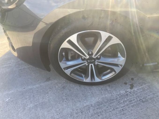 2017 Kia Proceed