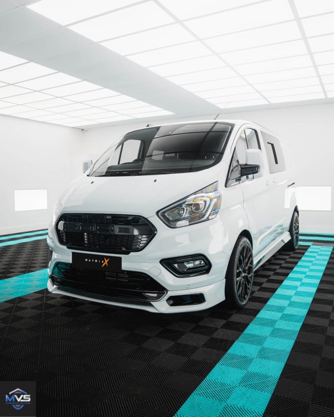 2024 Ford Transit Custom