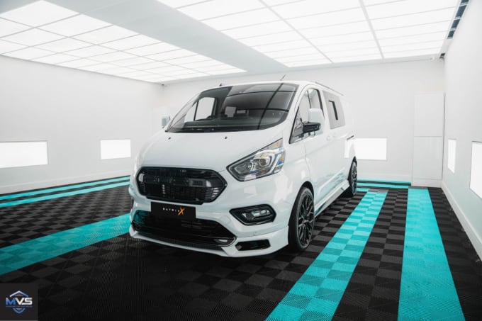 2024 Ford Transit Custom