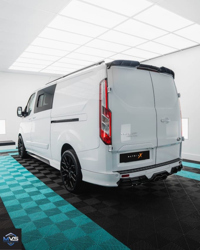 2024 Ford Transit Custom