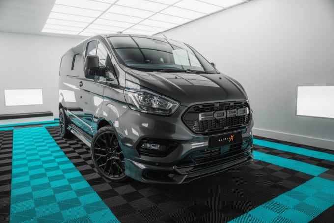 2024 Ford Transit Custom