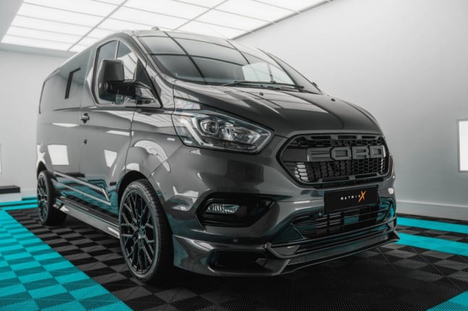 2024 Ford Transit Custom