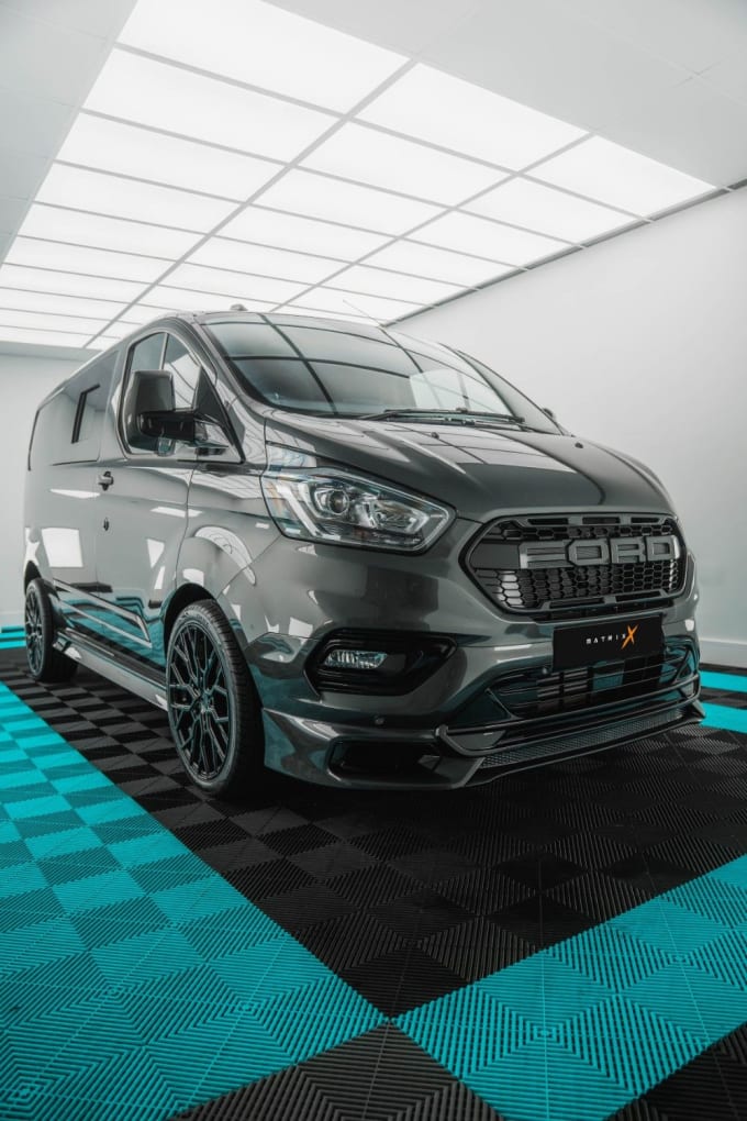 2024 Ford Transit Custom