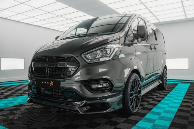 2024 Ford Transit Custom