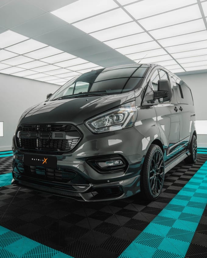 2024 Ford Transit Custom