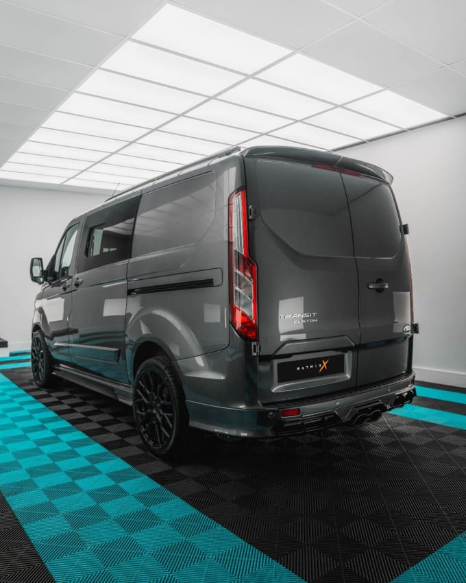 2024 Ford Transit Custom