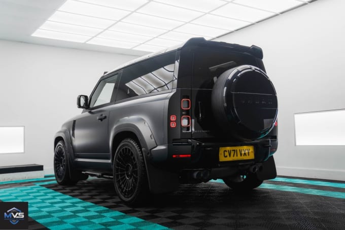 2025 Land Rover Defender