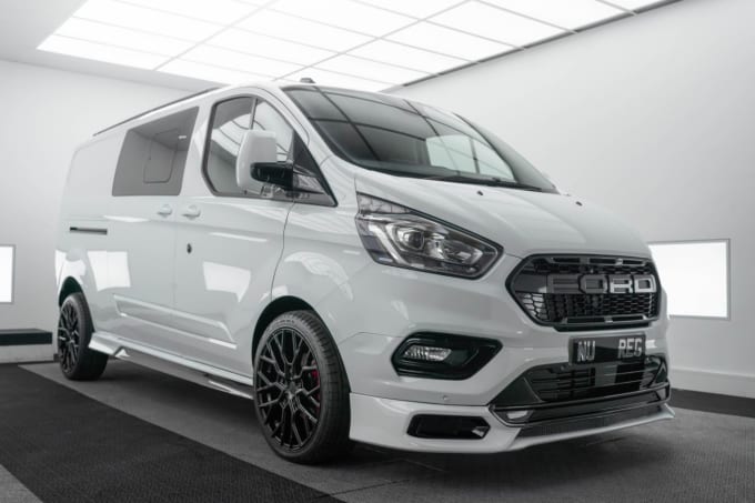 2024 Ford Transit Custom