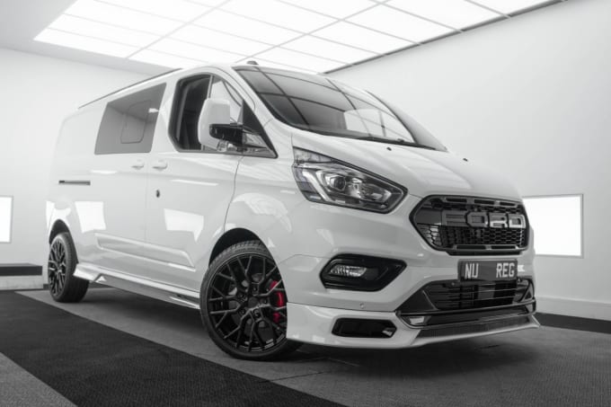 2024 Ford Transit Custom