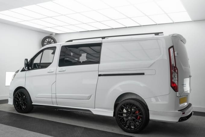 2024 Ford Transit Custom