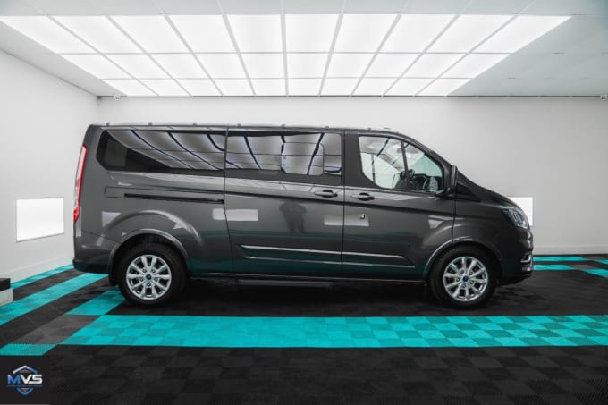 2024 Ford Tourneo Custom