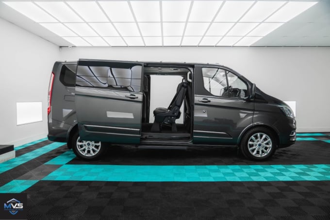 2024 Ford Tourneo Custom