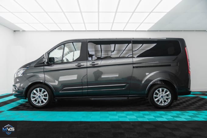 2024 Ford Tourneo Custom