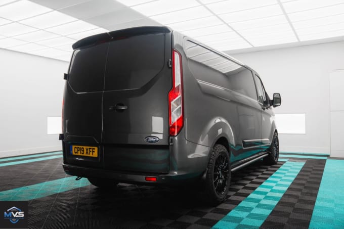 2024 Ford Transit Custom