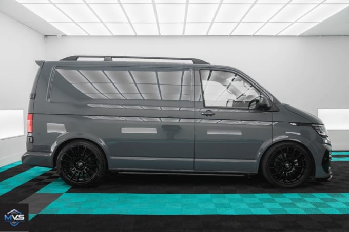 2025 Volkswagen Transporter