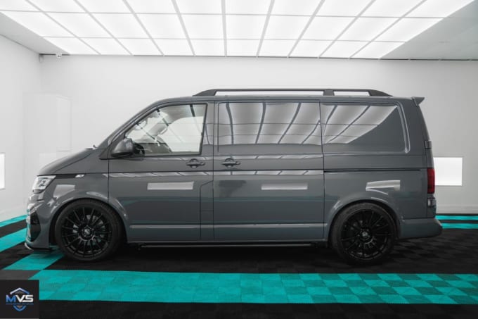 2025 Volkswagen Transporter