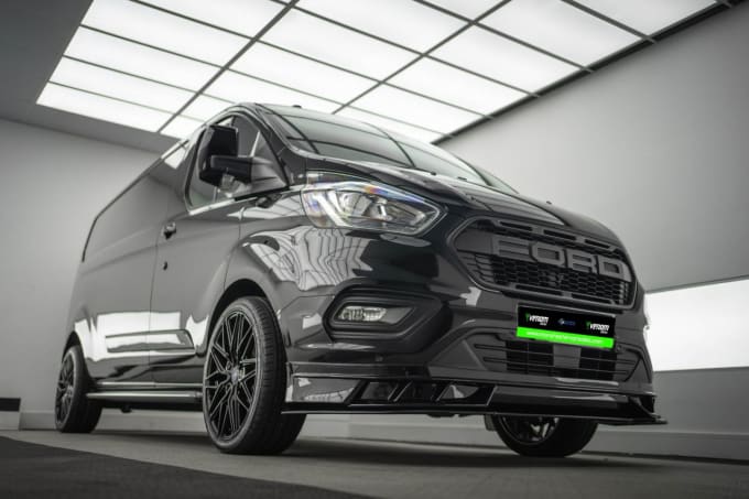 2024 Ford Transit Custom