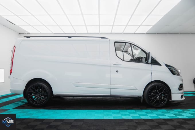 2024 Ford Transit Custom