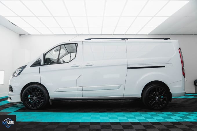 2024 Ford Transit Custom