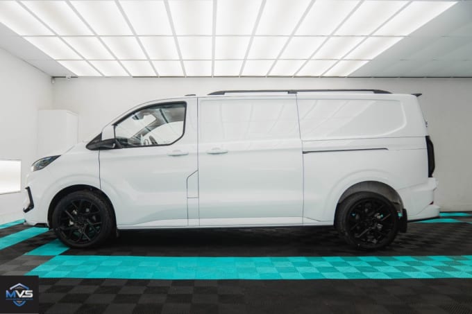 2024 Ford Transit Custom