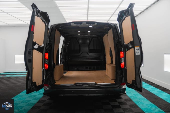 2025 Ford Transit Custom