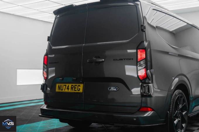 2024 Ford Transit Custom