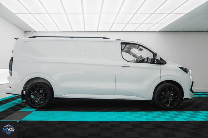 2024 Ford Transit Custom