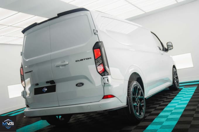 2024 Ford Transit Custom