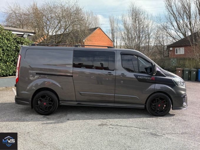 2025 Ford Transit Custom