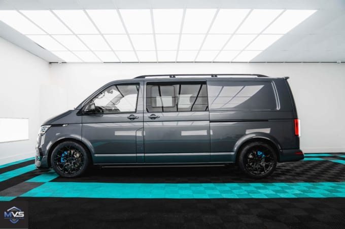 2025 Volkswagen Transporter