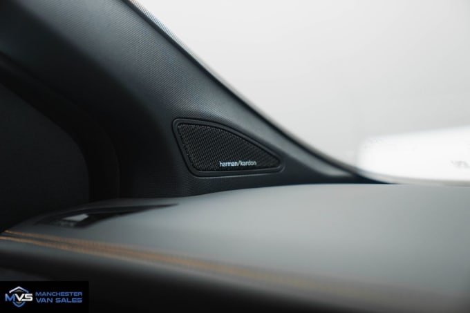 2025 Volkswagen Amarok