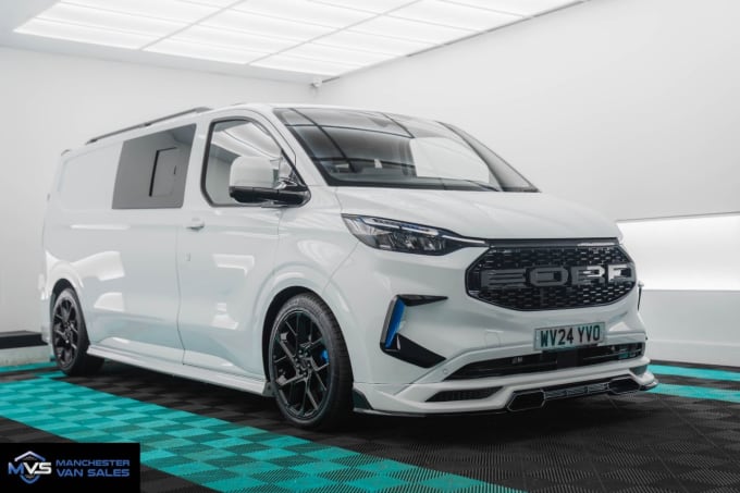 2025 Ford Transit Custom
