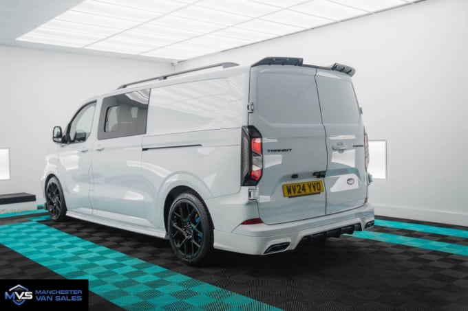 2025 Ford Transit Custom