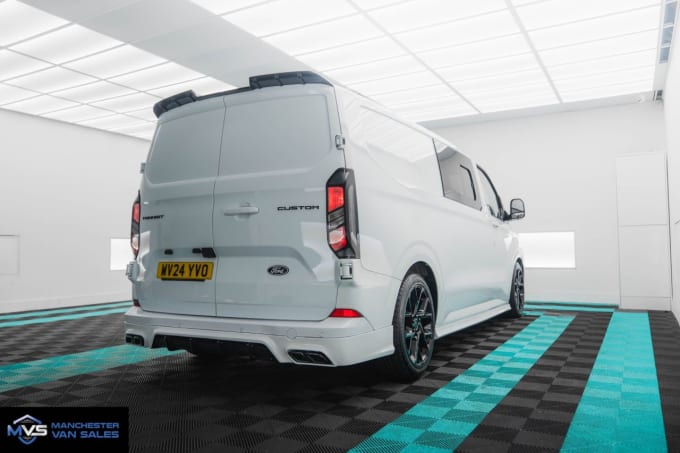 2025 Ford Transit Custom
