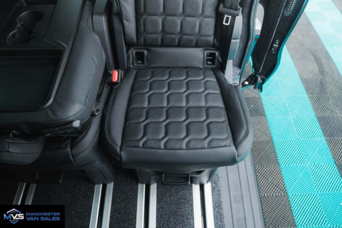 2025 Volkswagen Transporter