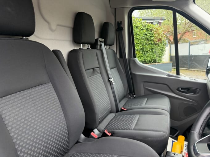 2025 Ford Transit
