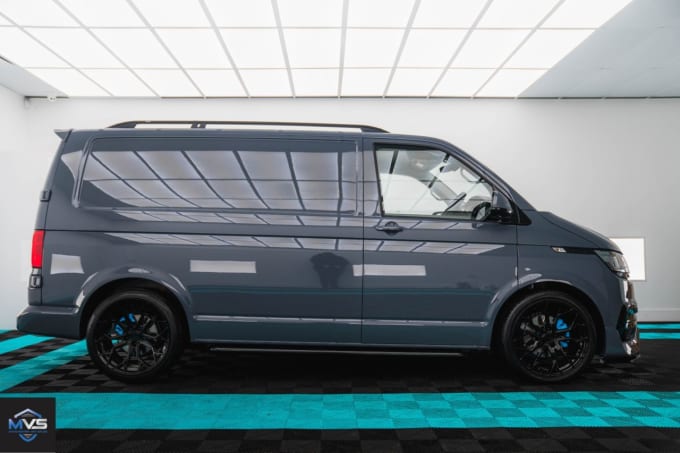 2025 Volkswagen Transporter