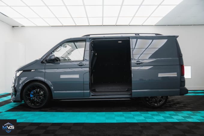 2025 Volkswagen Transporter
